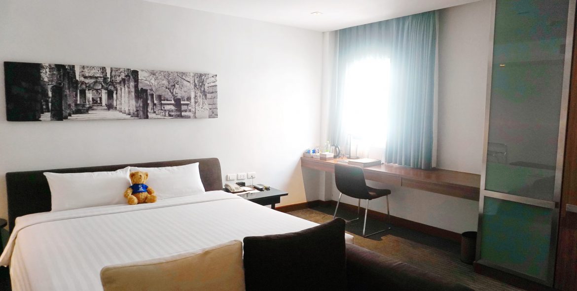 M Room 11