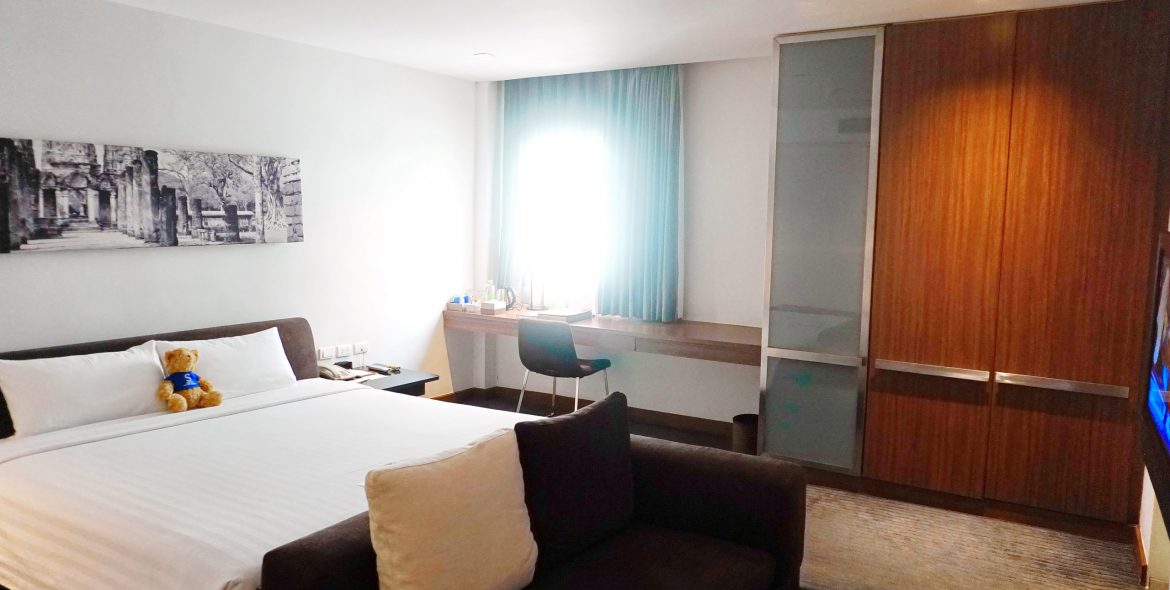 M Room 7
