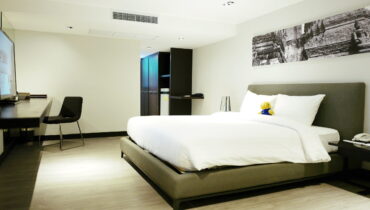 XL Room 4